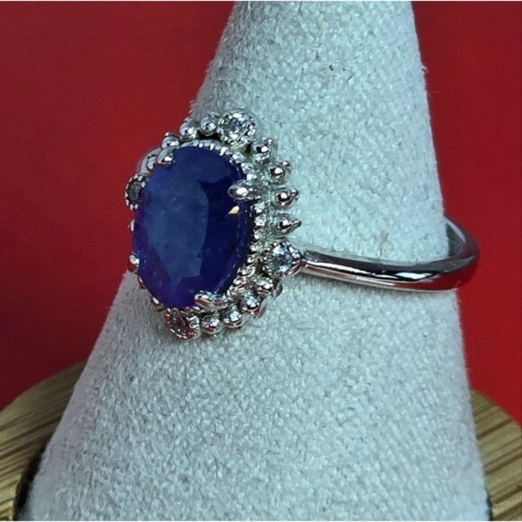 925 Sterling Silver Ring Sz 7 with Natural Oval Tanzanite 8x6mm & Cz - Picture 8 of 10